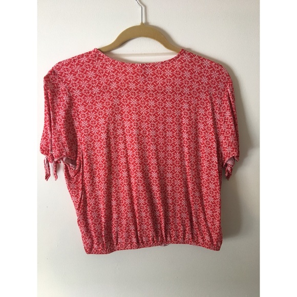 Crop top - Picture 2 of 3